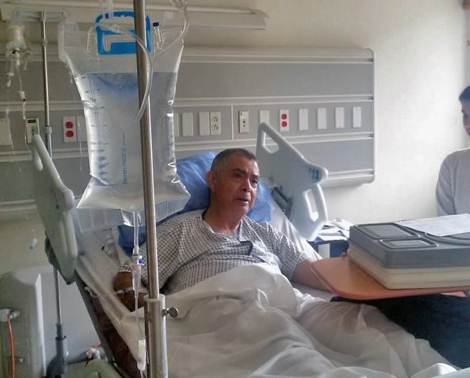 soydeprados's tweet photo. El General Vivas se recupera luego de intervención médica por daños recibidos en El Helicoide @Gral_Vivas_P https://t.co/2FTylYQvFq https://t.co/PX2uKsciIq