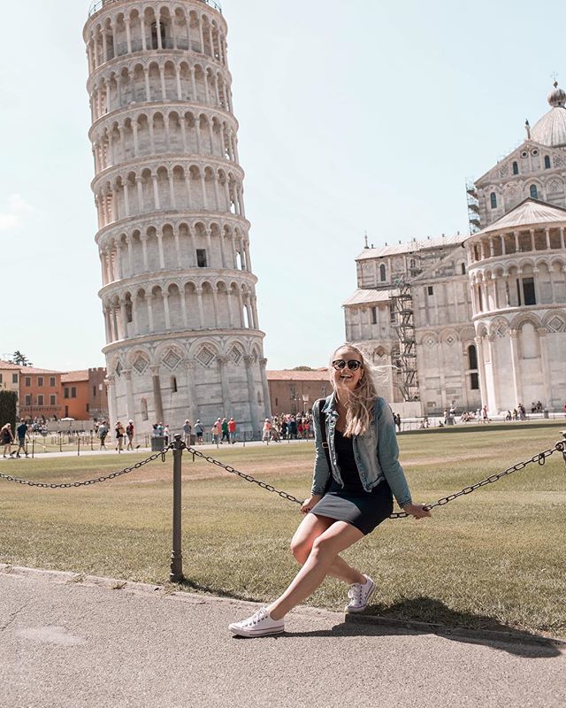 theblondeflow's tweet photo. A picture from our trip to Pisa ☺️ we lived really close last summer so obviously we had to take a trip there and it was so beautiful 😍 .
.
.
.
#summer #pisa #italy #italia #italyiloveyou #travel #traveling #travelblogger #blogger #americanstyle #prettylittleiiinspo #instain… https://t.co/AqhsnRR30N