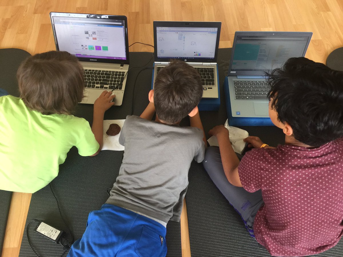 Workshop4Me's tweet photo. Talked about #apple #wwdc, #google #browserextension, Created #website #websitedevelopment on #pets, #scratchjr projects on #witches, #tictactoe #scratch #python #codeacademy - a typical sunny Saturday afternoon #weekend https://t.co/BpOUzR62pZ