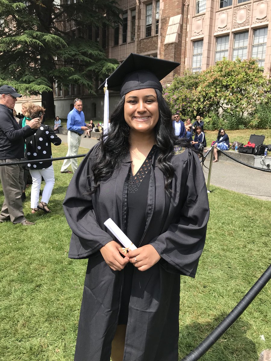 rainasc's tweet photo. Reema - congratulations! So proud of you, we love you #UWGrad18 https://t.co/MVHRAuZUkg