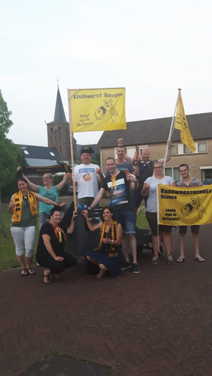 LiveWouter's tweet image. Gezellig @DorpsquizBeugen Bakerstreet #DQB18