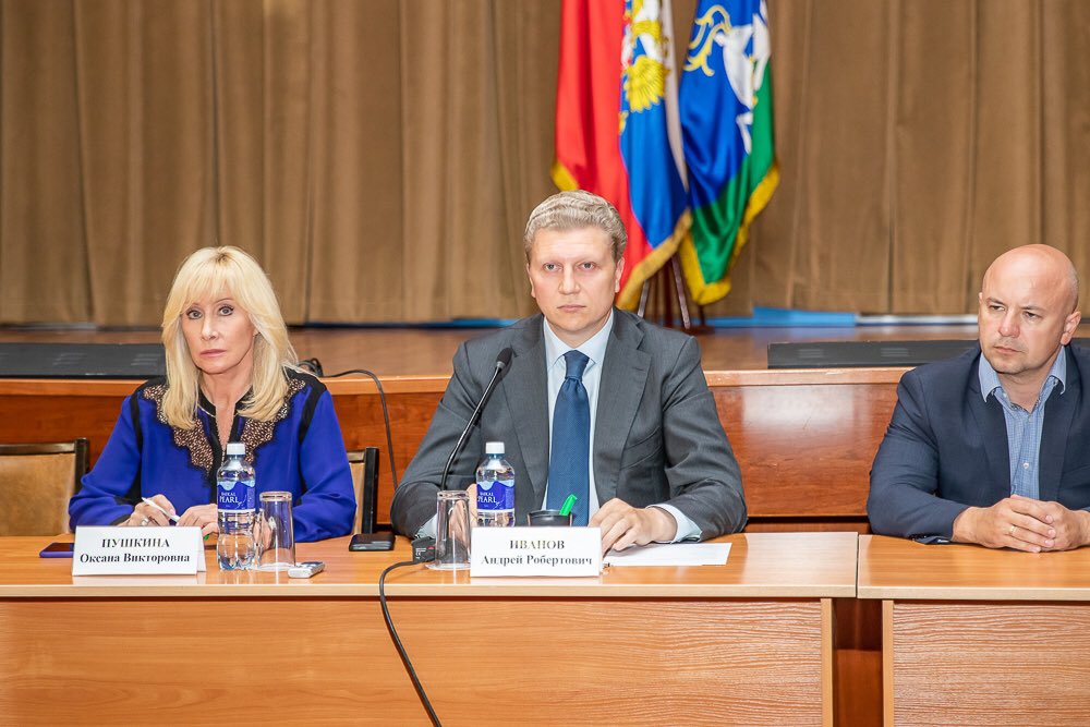 Ну,ведь,по-хорошему предупреждала😉 Отозвали разрешение на строительство ТЦ. Ура! #командагубернаторамо <a href="/VorobievAndrey/">Андрей Воробьев</a> <a href="/Ivanov_Odincovo/">Андрей Иванов</a> #подмосковье #моиизбиратели #ер122 mk.ru/social/2018/06…