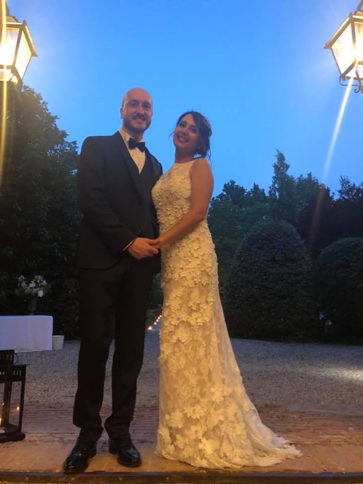 tuttosamoit's tweet photo. [Le nostre felicitazioni]:Oggi si sono sposati a Minerbio (Bologna), Giulio Cristofori e la nostra compaesana On. Alessandra Carbonaro.Lo staff https://t.co/rKTFRoSqbp   augura ai novelli sposi gli auguri di  una vita felice insieme! https://t.co/GFDz14OSCK