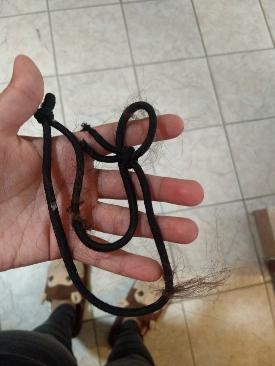 poobrediabla's tweet photo. Nunca sigan los tutoriales de cómo ondularte el cabello sin quemarlo, que estan en FB , sólo se dañaran más el cabello.
#PattyTips https://t.co/V4KOBldZJx