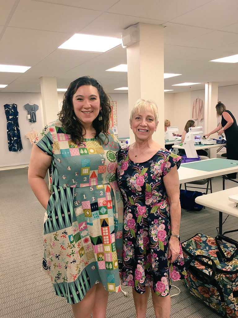 BalzerDesigns's tweet photo. We both made dresses from the same pattern. She made an XS and I made a 4X. Different fabrics. Different ages. Different body types. Sooooo cool! #alltypes #brothersews #whatjuliemade #100daysofArtTweets #the100dayproject https://t.co/4Zxh9vOfbY