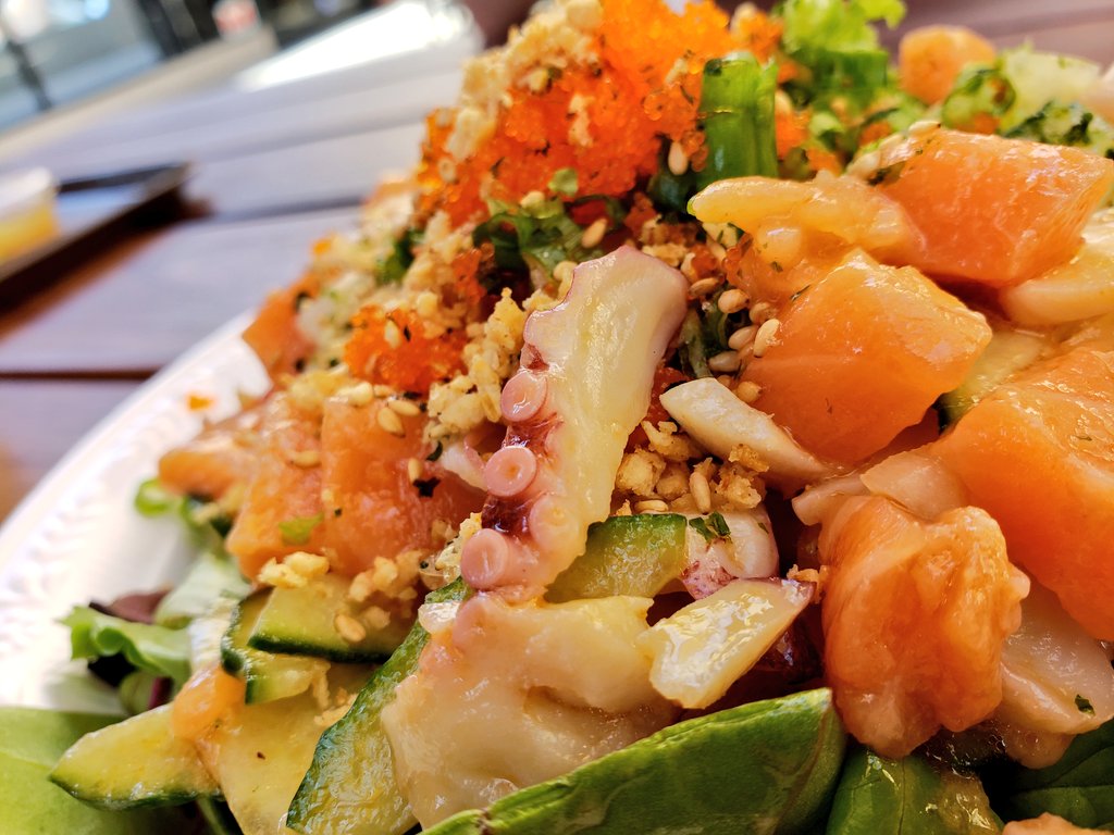 MouseInfo's tweet photo. Always have to get a #Pokinometry Bowl whenever we are at Hollywood & Highland! https://t.co/P3GWFwIIHm