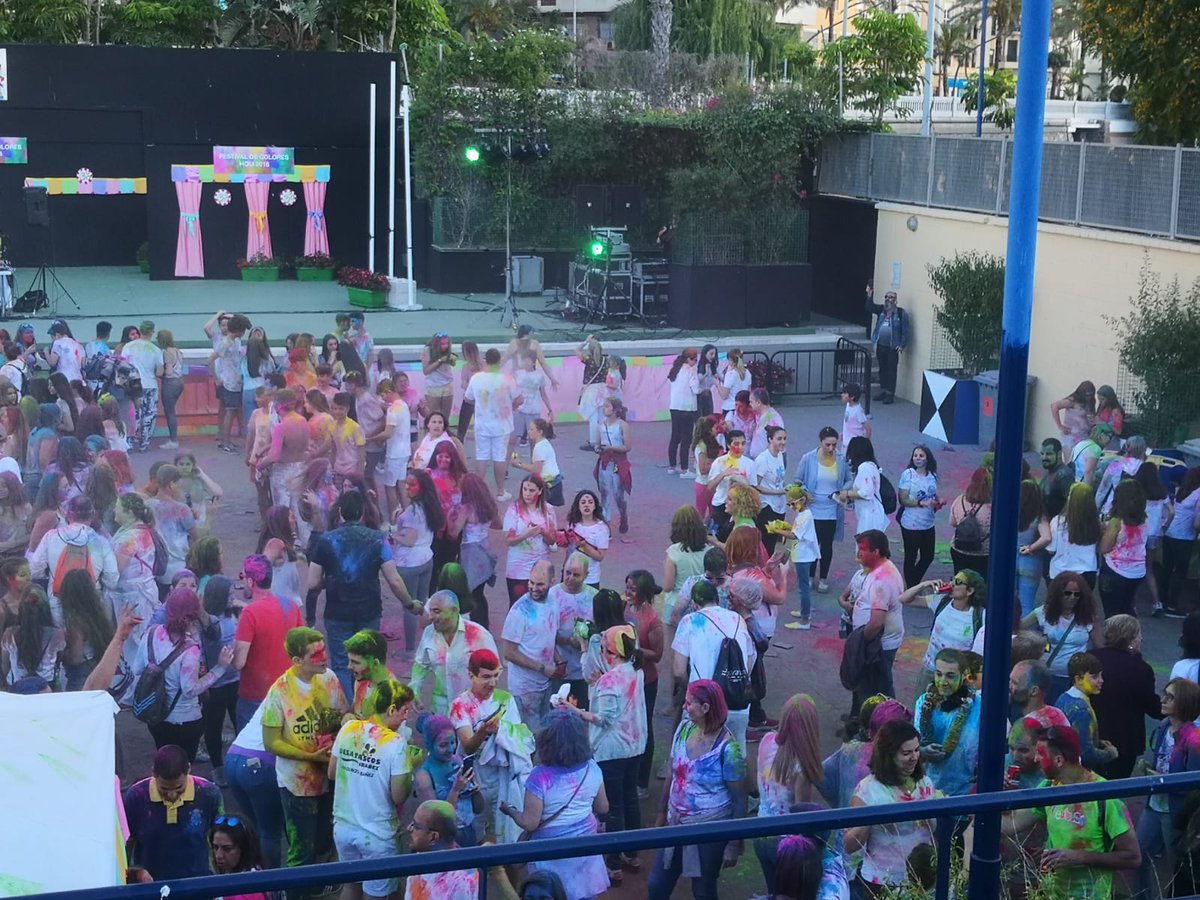 B_AlimentoCeuta's tweet photo. #festivalholi #IFestival #ceuta #BancodeAlimentosdeCeuta #Polvoholi https://t.co/SVZkHeq6Rq