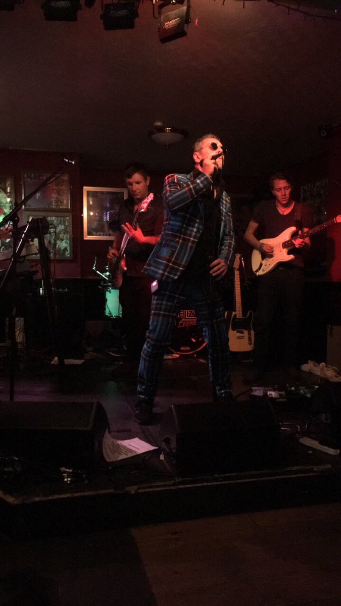 TheRealTamarisk's tweet photo. Gig time! https://t.co/WVLcREIcUN