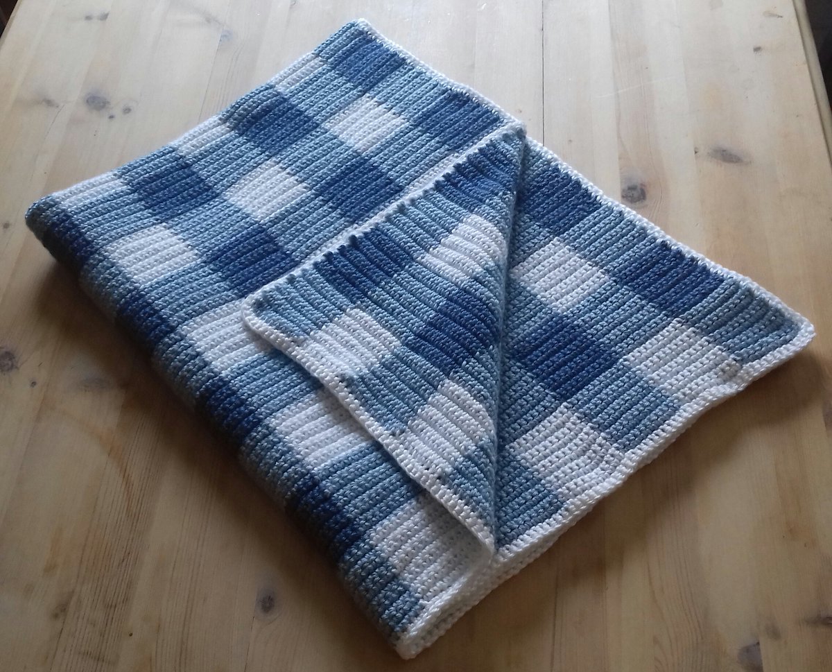 BabyKnitsHome's tweet photo. #gingham #handmade #blanket This has to be one of my favourite makes! https://t.co/wwgPYuLFUg