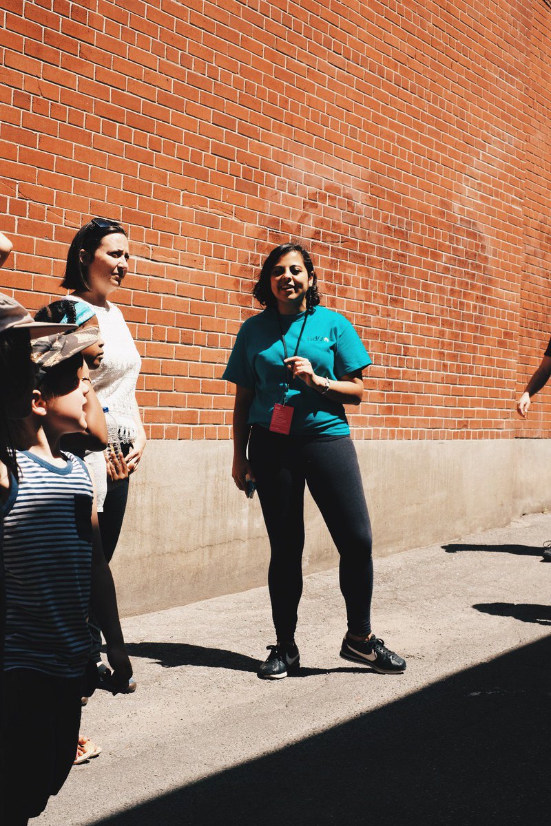 Our guided tours of the murals have started! 🤗 See the schedule here > bit.ly/visites-guidee…

#MuralFestival2018 #SoMontreal #MTLmoments #StreetArtTours #StreetArtMontreal