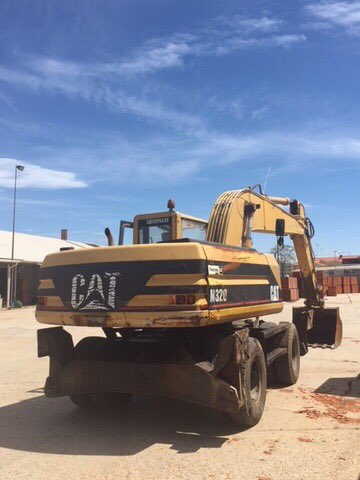 Disponemos para la venta de esta retroexcavadora Caterpillar M320. Consúltanos!