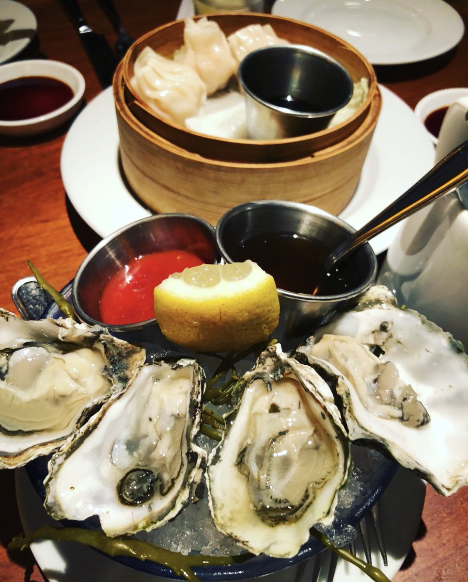 TheSamimTeam's tweet image. #lurefishbar #lure #fishbar #restaurant #nyc #manhattan #soho #birthday #luncheon #friends #happybirthday #thesamimteam #elliman #douglaselliman