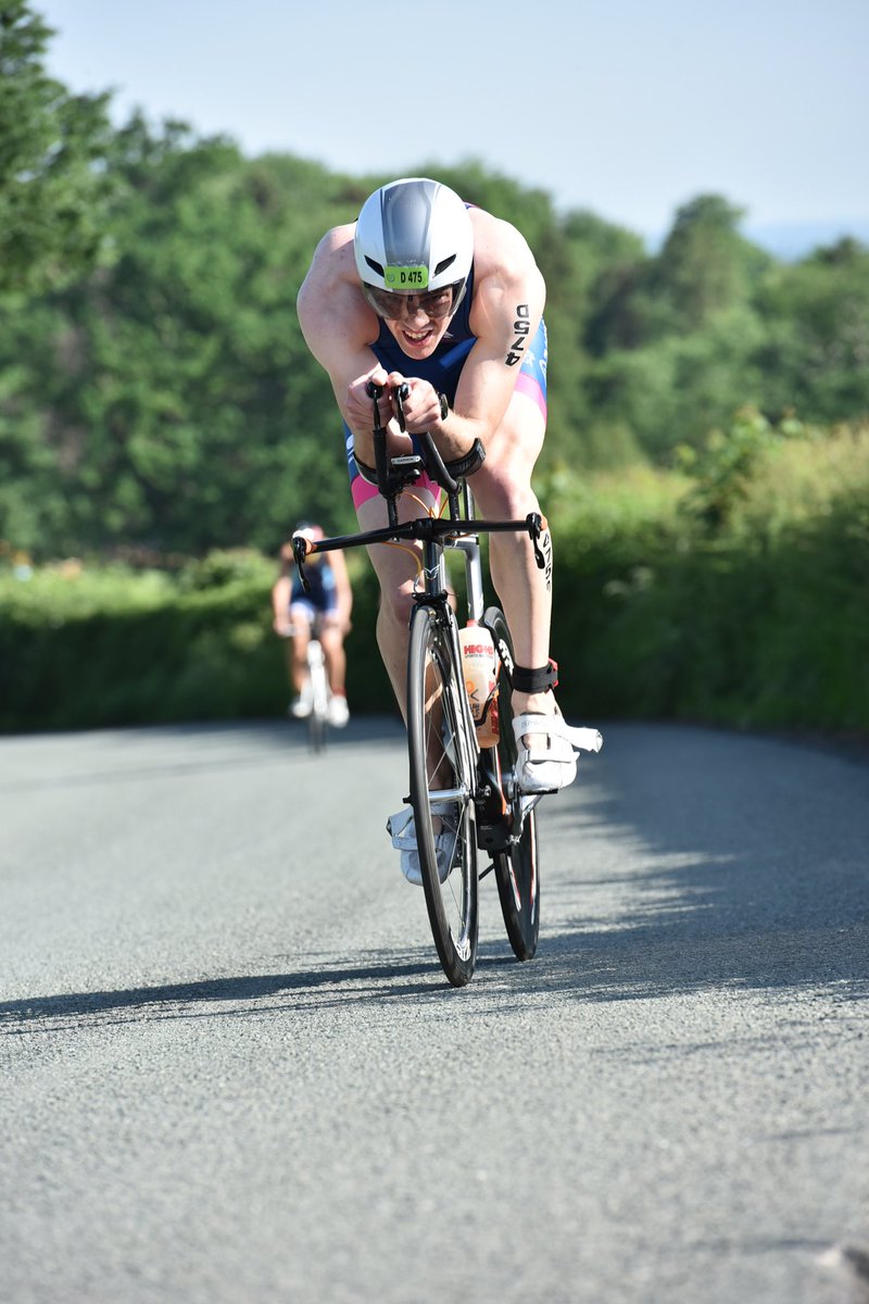 smithtri95's tweet photo. Bit of a mixed race at Deva last Sunday - 2nd out of the swim in my @Zone3official Vanquish, 3rd off the bike, ended up 14th overall/5th 20-24 at the finish after a shocking run 🏊🏻🚴🏻‍♂️🏃🏻😆 Looking forward to Leeds/British Champs tomorrow morning! #teamemgus #iracezone3 https://t.co/8vRfCQG1lB