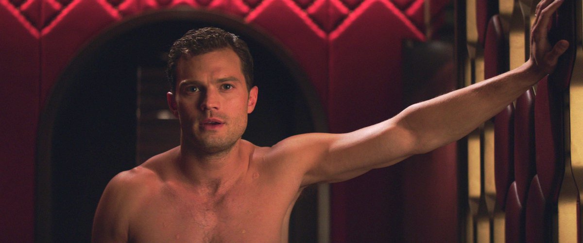 JamieDornan_fan's tweet photo. Retweeted Silvia ...(Fan) (@RoratoSilvia):
#JamieDornan #ChristianGrey #ReallySexy #DominantInAction #FiftyShadesFreed #RedRoom Thanks so much @EverythingJDcom https://t.co/2HkrZByeP9
