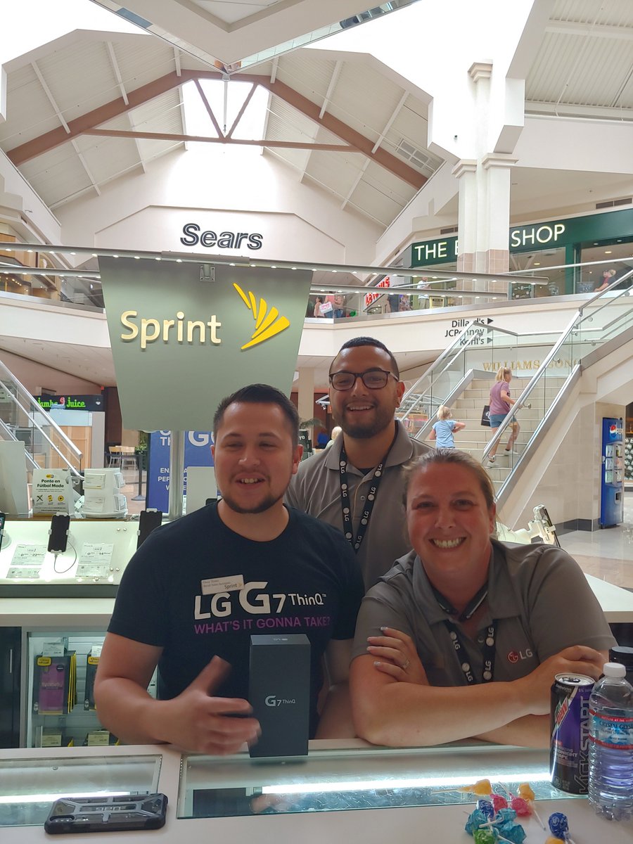 eller_brandi's tweet photo. @SellWithLG
Lots of love from Sprint Boise Idaho
#G7Partnerup https://t.co/mfW5cuIwnR