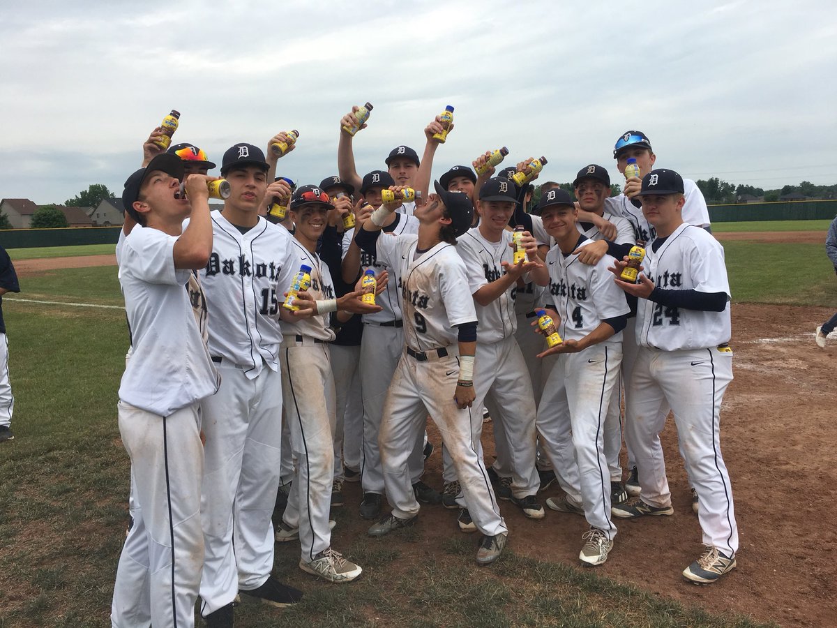 Dakota Cougar Baseball =
MHSAA Regional Champions 
Dakota 2 
DeLaSalle 1
~~~~~~~~~~~~~~~~~~~~~
Oh ah - YOU WISH YOU WERE A COUGAR 🐾🐾🐾🐾🐾🐾🐾