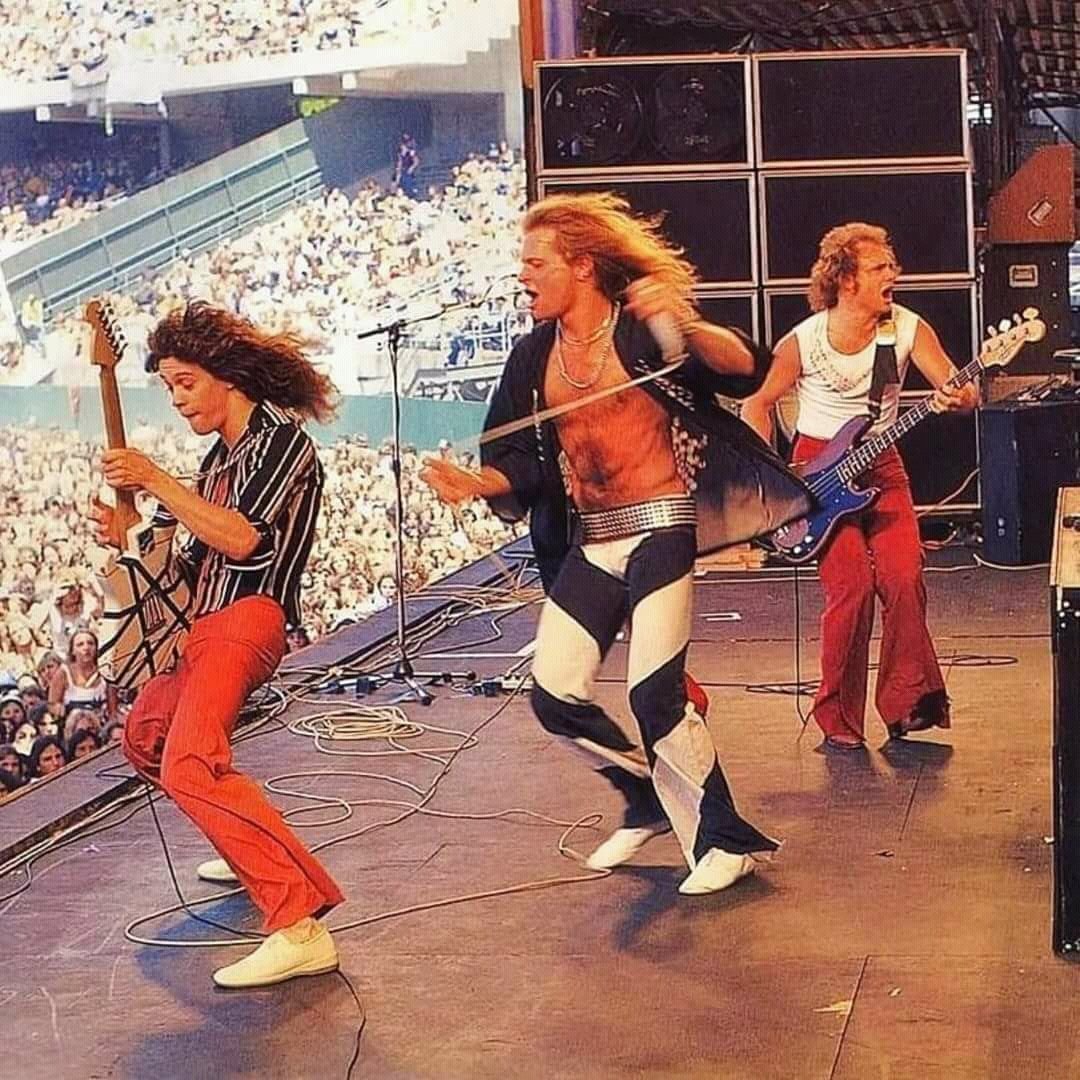 rollo_es's tweet photo. Van Halen   en  1980 https://t.co/NFFeWeMBLW