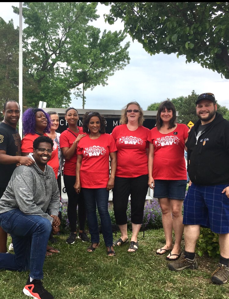 Chandler Mowat Neighbourhood Association’s 1st #NeighboursDay was a success! Had a great turnout and lots of fun. #lovemyhood. Up next #iftar @ 830pm tonight