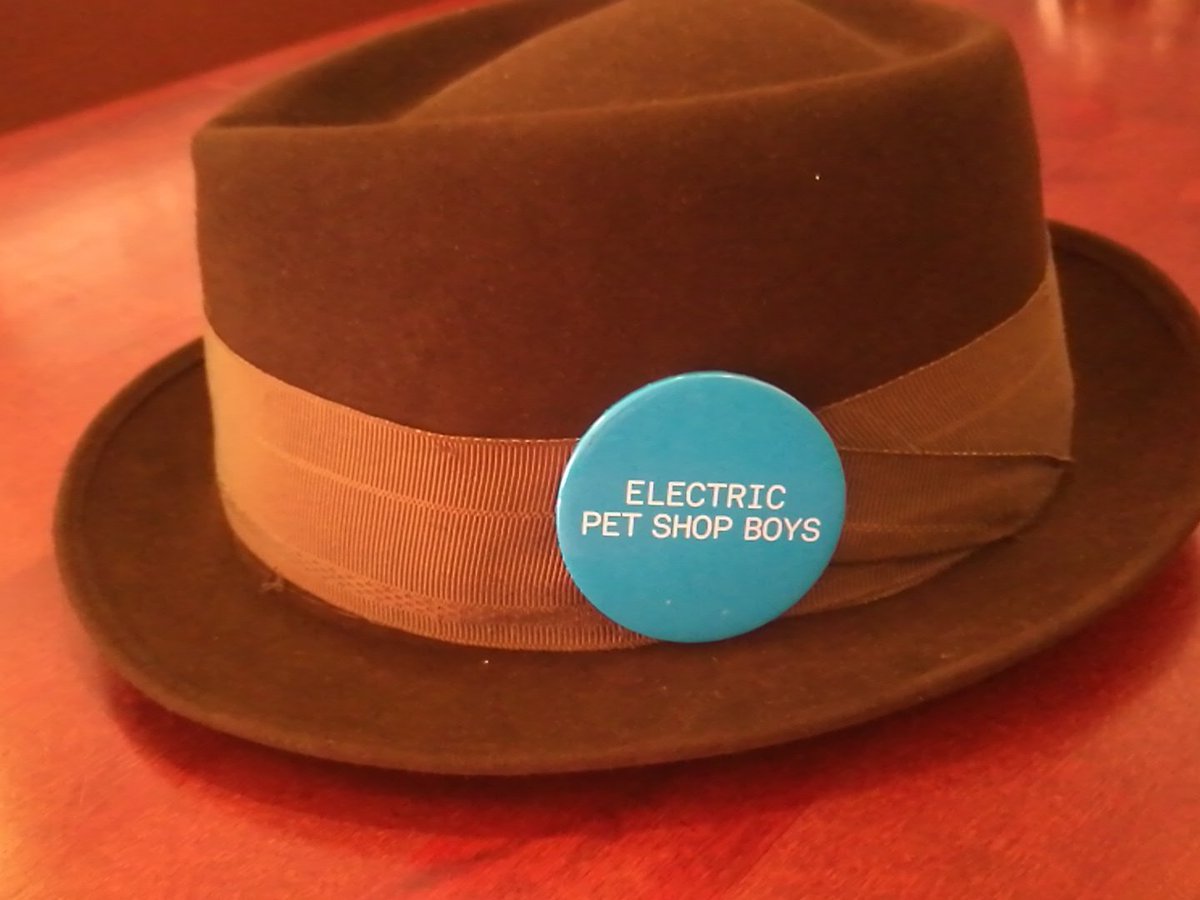 sonni_tati's tweet photo. @123kelly21 @petshopboys  https://t.co/jm1Je9NaP0