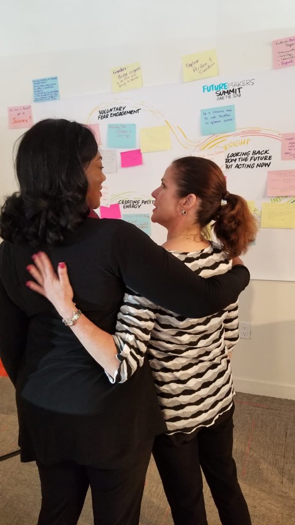 CindyRKent's tweet photo. ‘A bond is born’ with the amazing, inspiring, brilliant, fun, powerful, humble @angiemesser. Women connecting & discussing how we will shape the future! #FutureMakers2018 @iftf @CCLdotORG https://t.co/YNxaj2QWhQ
