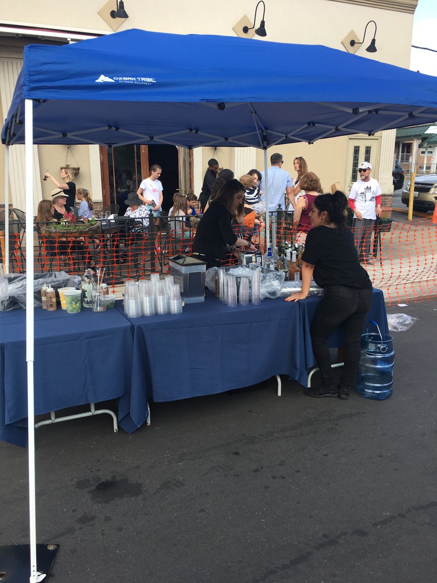 NovitaNJ's tweet photo. Indulge at #MetFest with us starting at 4pm - Wine, beer and specialty summer cocktails will be available outside for anyone 21+ !! https://t.co/hH0GAn2VVg