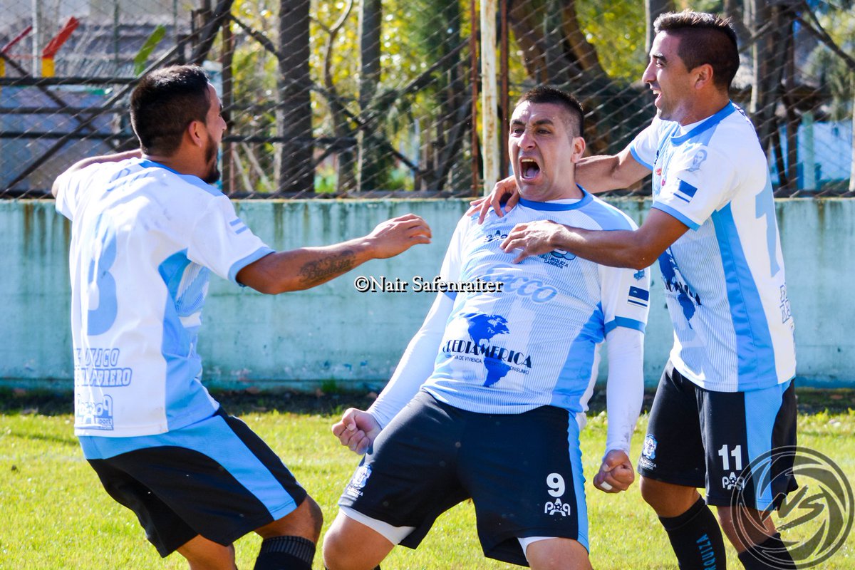 Ascensokits: Asociación Social y Deportiva Justo José de Urquiza