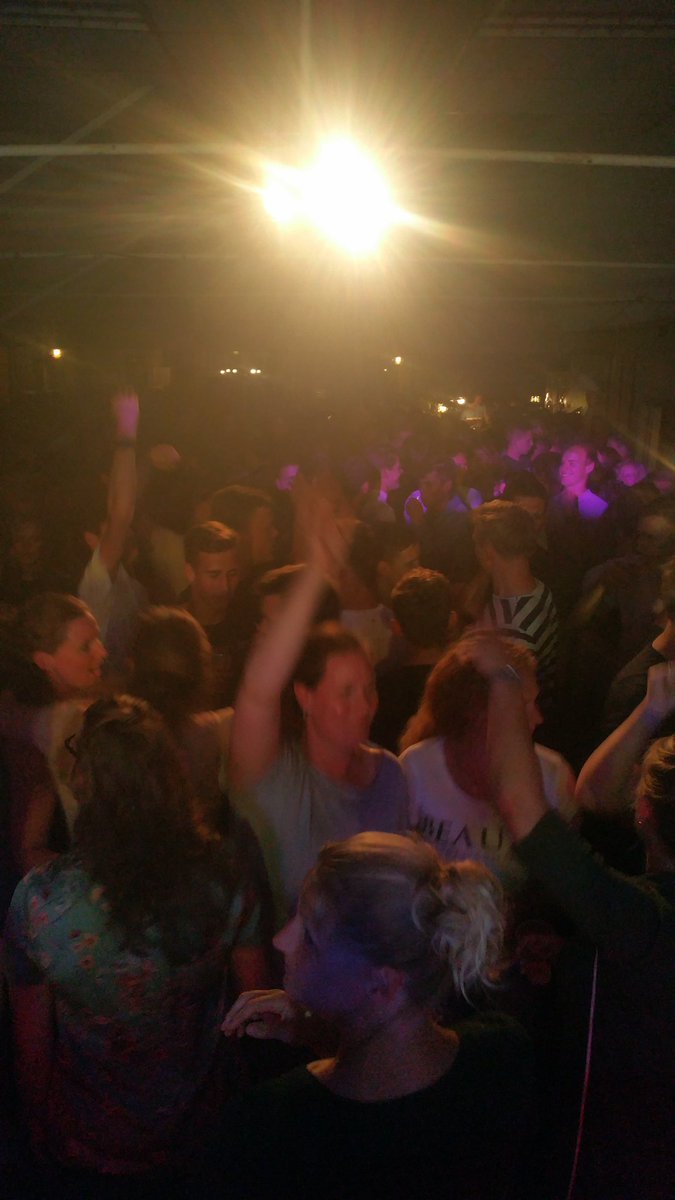 Superstijl tweet media