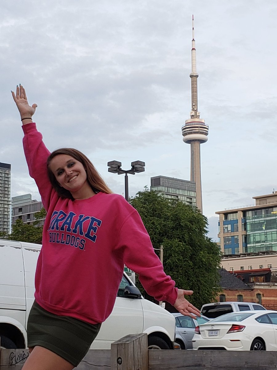 littlemissdarby's tweet photo. We brought @Drake to @DrakeUniversity. So I brought Drake back to Drake, hope you like these views 😉 https://t.co/HvH4qU4sZU