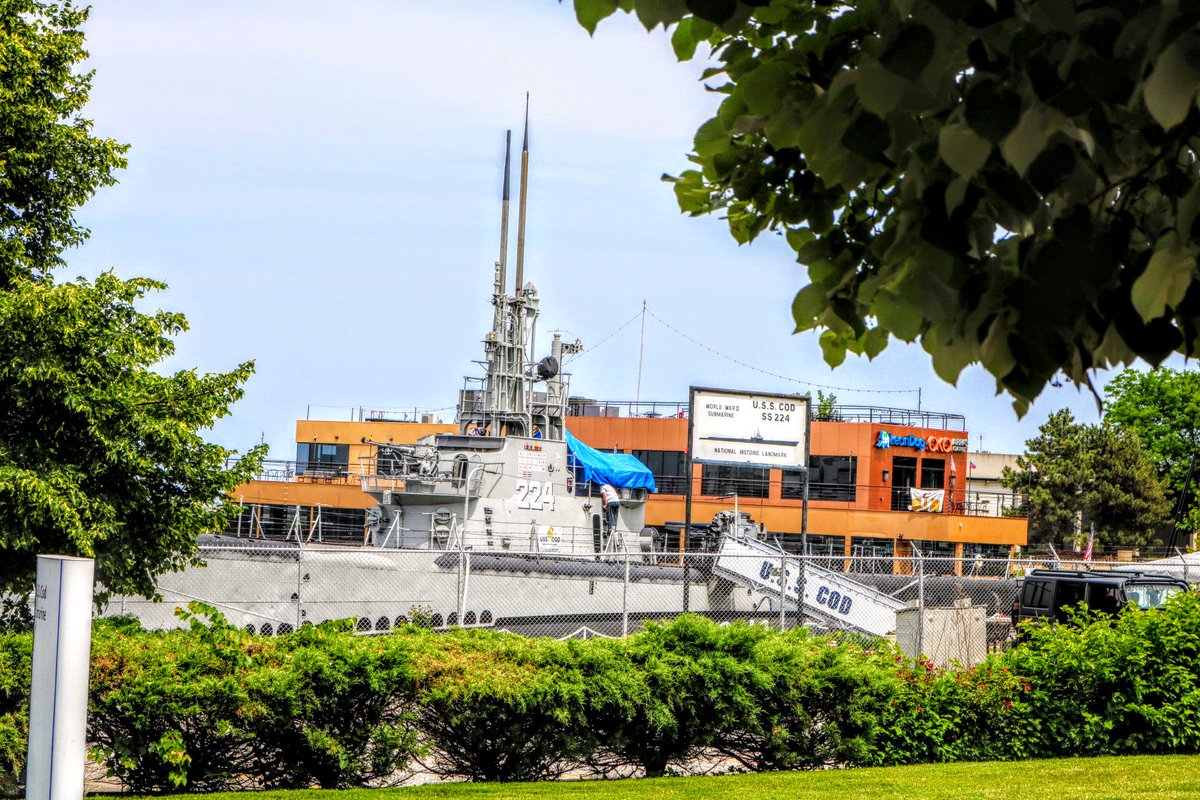 Bodamer44's tweet photo. The USS Cod in downtown Cleveland Ohio. World War II submarine.  #WWII #WWIII #Travel #Photo #submarine #usscod #CODWWII #Military #Navy #Veterans #adventure #Cleveland #Ohio #ohiohistory #visitcleveland #visitohio #tourism https://t.co/c0psSt1i2j