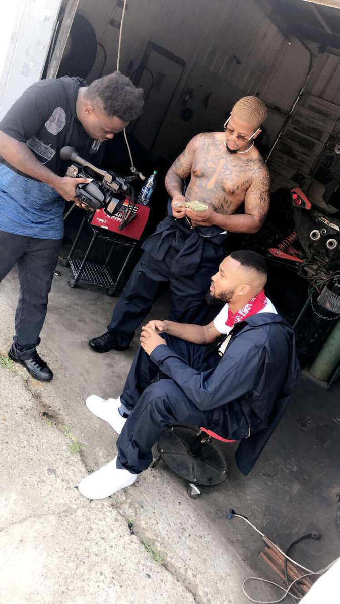 JrawkJordan's tweet image. I know u see me ..