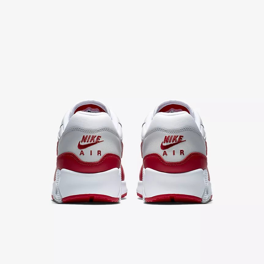 sneakersteal's tweet photo. Couple sizes💥

Nike Air Max 90/1 "Heritage Hybrid" https://t.co/xRFtyn8IcC https://t.co/EOwsIV9Zgm