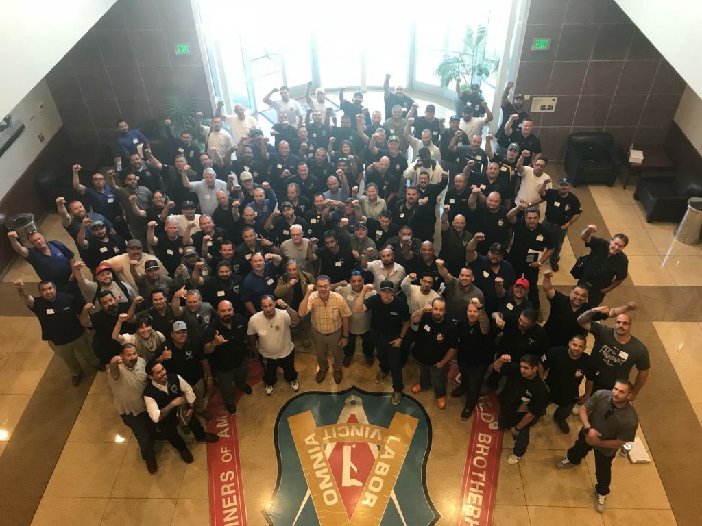 FrankHawk1's tweet image. Busy Saturday for #SinCityCarpenters -  #Vision2020, Political Action, @SteveSisolak, ICRA Training, Social Media, #PeteKingConstruction @slcmayor , Committee Training &amp;amp; more. Hitting it hard Sunday too.