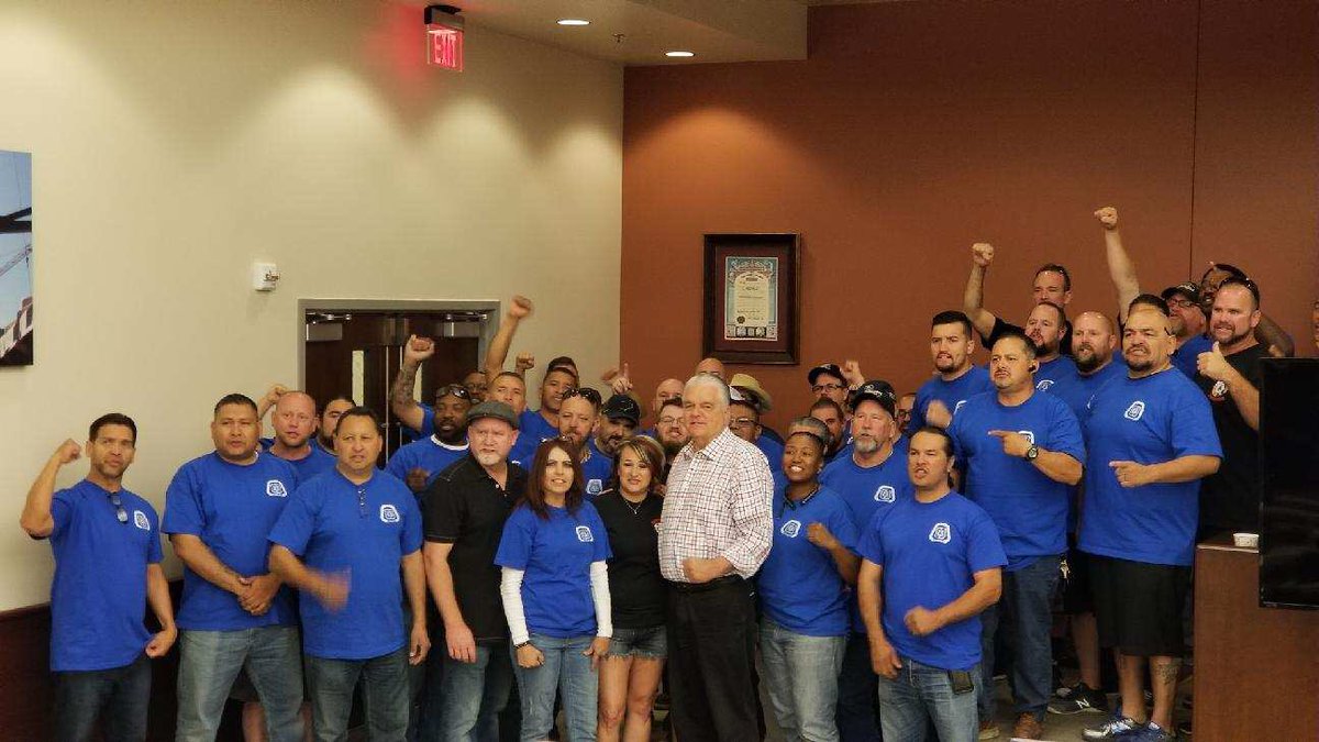 FrankHawk1's tweet image. Busy Saturday for #SinCityCarpenters -  #Vision2020, Political Action, @SteveSisolak, ICRA Training, Social Media, #PeteKingConstruction @slcmayor , Committee Training &amp;amp; more. Hitting it hard Sunday too.