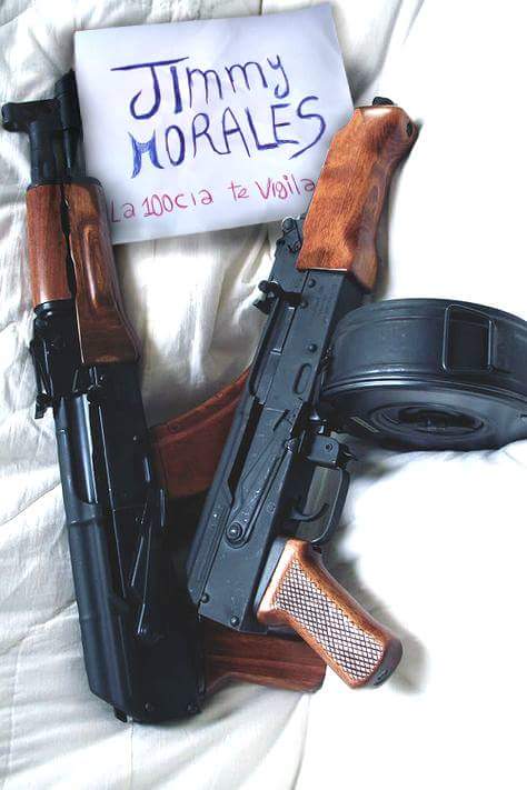 Serapio100Cia2's tweet photo. Si el gobierno nos intenta hacer daño nos defenderemos y nos levantaremos en armas.
#RenunciaYa 
#Hail100cia 
@Guatevision_tv 
@An0nymous_GT https://t.co/6OckrNl6s9