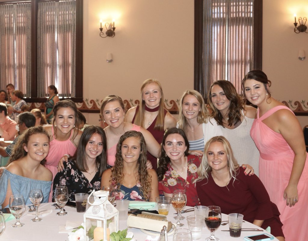 Big wedding tonight🎉💍 w/ a big party of girls, all these CUWS, current & alumni, & what a way to unite!! So happy for Laura & Johnathan! Many beauties in this bunch!!🌺👗👠 #soccerteammatesonceFriendsalways #weddingdayphotos