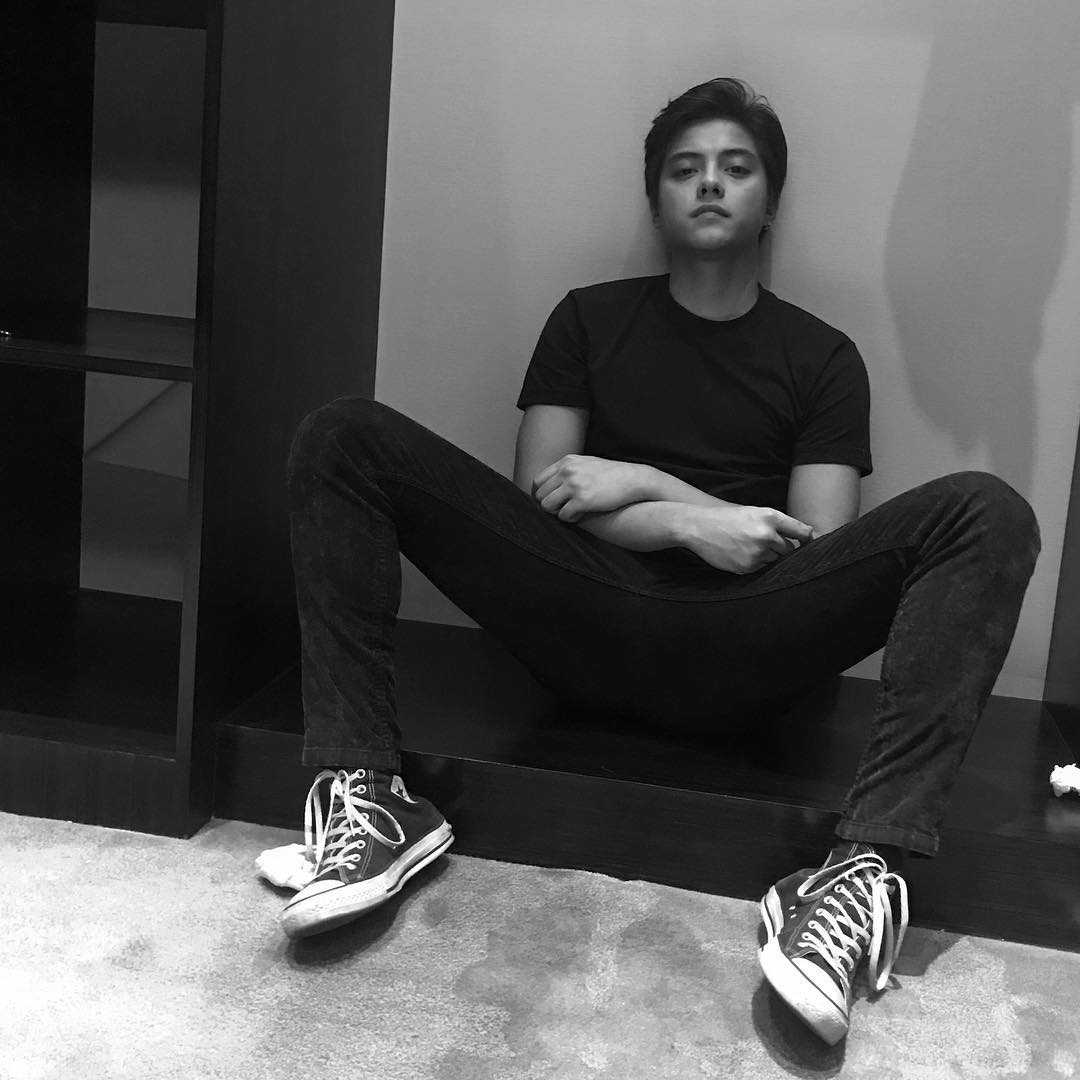 KaDsCDO's tweet photo. "starmagic_maquieraquiza: Black and wise ...
#firstdaywork @supremo_dp @kuyadho@karlaestrada1121 @captainluz
@imryanko"
https://t.co/1mO5vLplRe
@imdanielpadilla #DanielPadilla #KathNiel https://t.co/DS5qjsMUQy