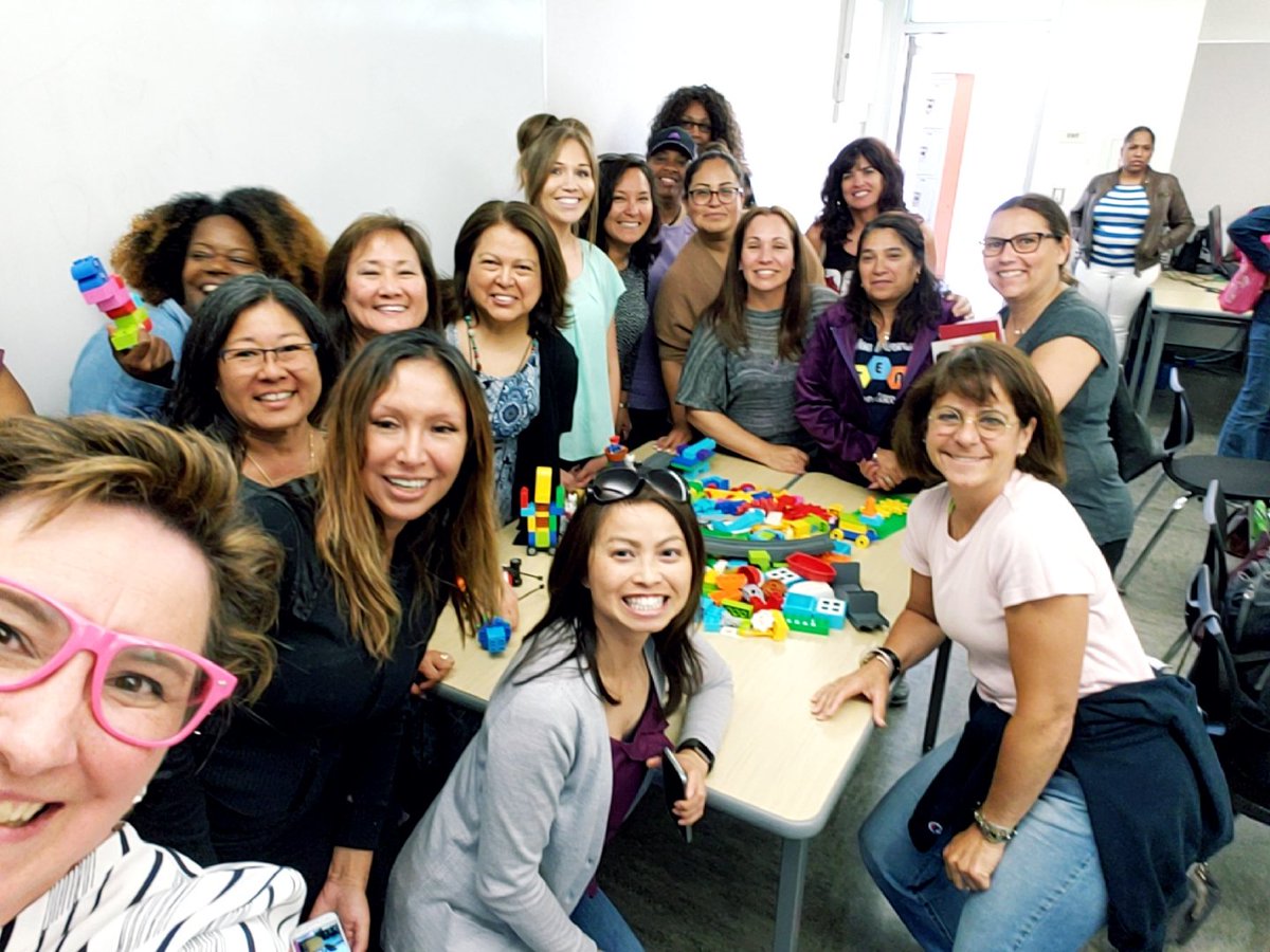 sdpaulette's tweet photo. Saturday's are super fun when you hang out with #awesome teachers @LDSuperSouth for #STEAMnSOUTH sharing @LEGO_Education with them! Thank you for inviting me to be part of your day! #STEAM #STEAMpark #Teachers https://t.co/1NfMIZbBOi