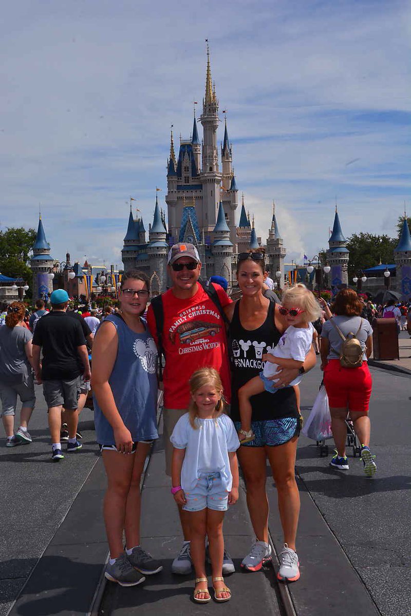 JeremyRoberts12's tweet photo. Great trip to Walt Disney World. Until next time... https://t.co/0dYppIBfRt