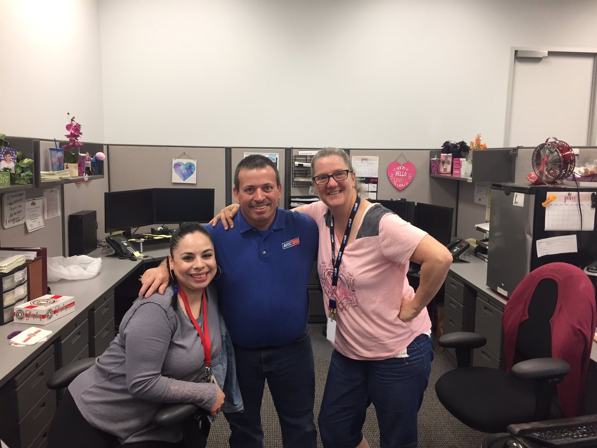 Dolores Cpmpean tweet media