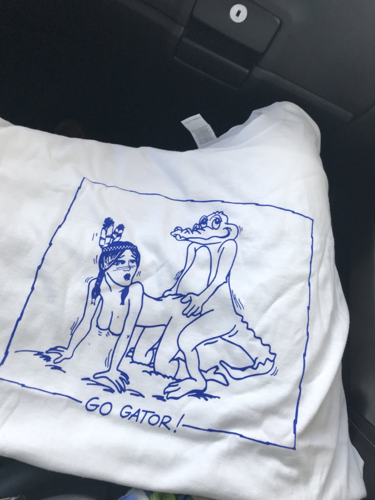 Master__Buck's tweet photo. #GatorNationBaby 😂😂 https://t.co/Ni3YZpQPNA