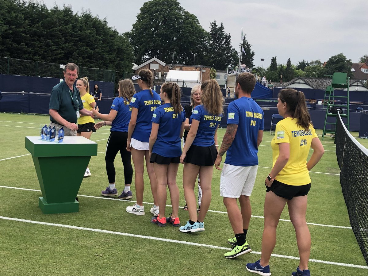 dropshotannie's tweet photo. @Middlesexlta @TennisSussex @surrey_tennis @Kentlta @LTASouthEast @JudyMurray @SurbitonRFC @LTACompetitions @_JoWard @Sangeeta88 @TennisinSussex Pictures of the winning Sussex girls ......👏👏 @TennisinSussex https://t.co/yK4TUx7OKS