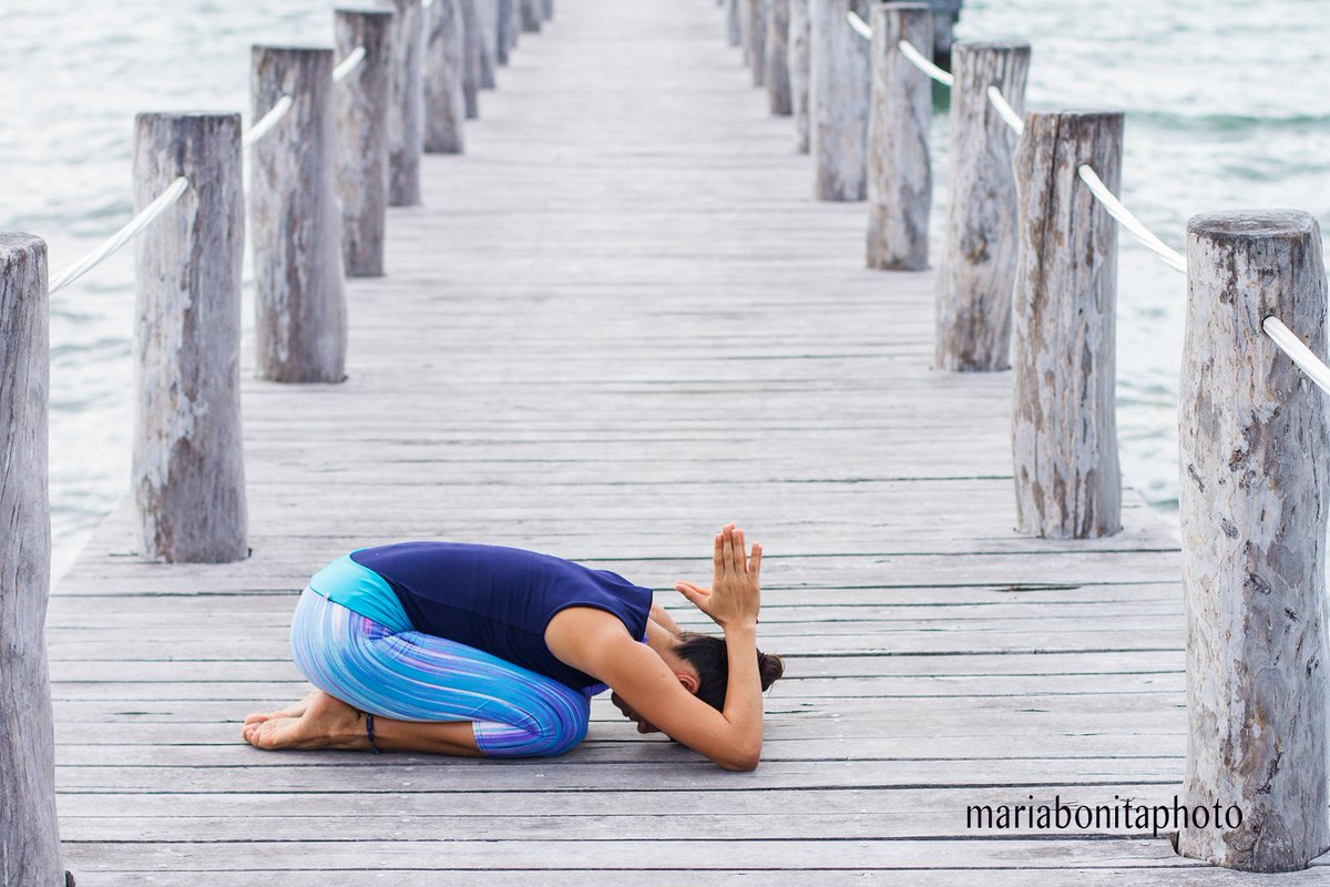 mariabon_studio's tweet photo. “A few simple tips for life: feet on the ground, head to the skies, heart open...quiet mind”  ― Rasheed Ogunlaru
Yoga Photographer #tulum #RivieraMaya #Cancun #yogaphotographer https://t.co/8jv5X00HAf