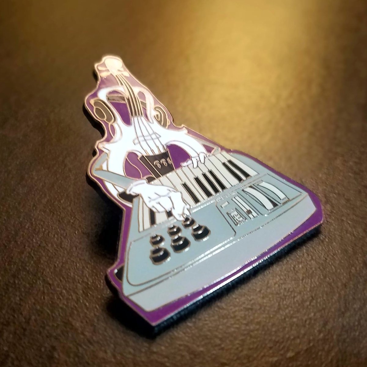 MarvillousBeats's tweet photo. Visit https://t.co/mmVFMwsI5K
or Click The Link in my Bio!
Only $12 or get the $20 value pack containing an Enamel Pin and an autographed copy of the Classical Hustle Album!
#enamelpin #violin #mpc #beatstars #classicalhustle #thirdandninth #hiphop #emcee #musicproducer https://t.co/5OCU4bgIUg