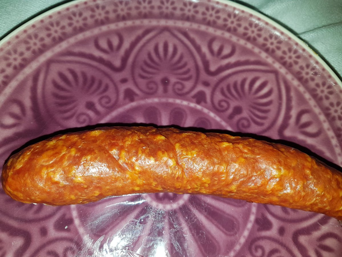 strawberrylad10's tweet image. Knacker ist ja wohl einfach der beste Mitternachtssnack, den es gibt.... auch wenn nicht Mitternacht ist #knacker #snacks