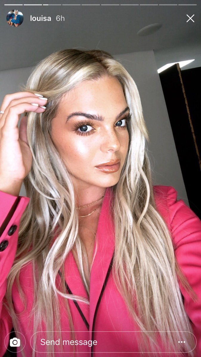UpdatesOnLouisa's tweet photo. Louisa via her instagram Story #1 https://t.co/eyIGcm16UO