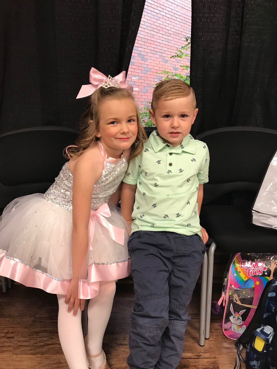 RussG_TD's tweet photo. #RecitalReady with her proud brother #bdc #thatsentertainment2018 https://t.co/VTRQJJYsQ8