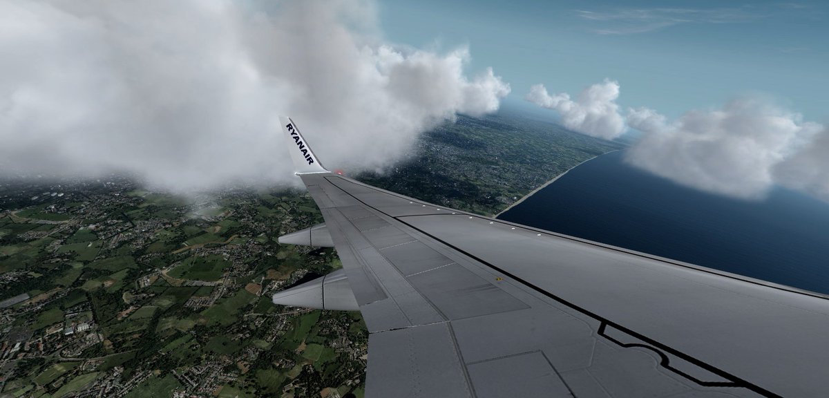 simatron_dan's tweet photo. Some beautiful shots on departure from #FlyTampa #Amsterdam in the #Ryanair #NGX #P3D #FlightSim https://t.co/FiOOmzCIqn