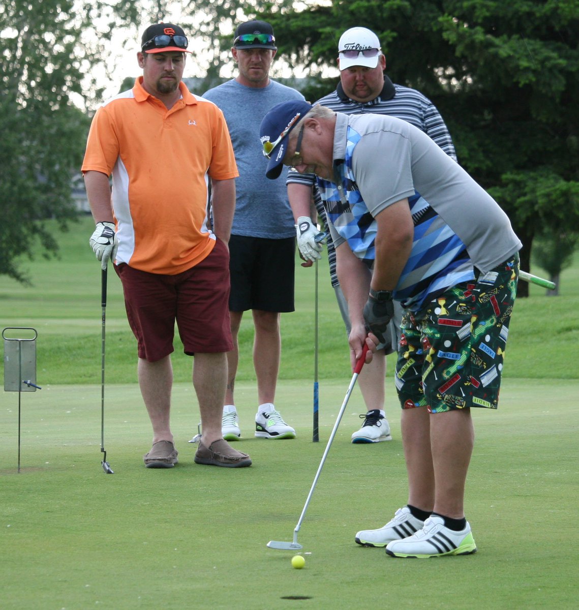 theforeoneone's tweet photo. Players take aim during the Men's Scramble, June 9 at @Land0Lakesgolf #yql #yqlgolf https://t.co/OnoSYPGb5e