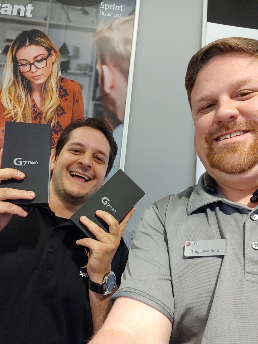 GregLavalliere's tweet photo. @SellWithLG #G7PartnerUP #SoutheastHustlesHarder

Adam C with a LG G7 thinq Bogo out !! https://t.co/lKZH7OFq3c