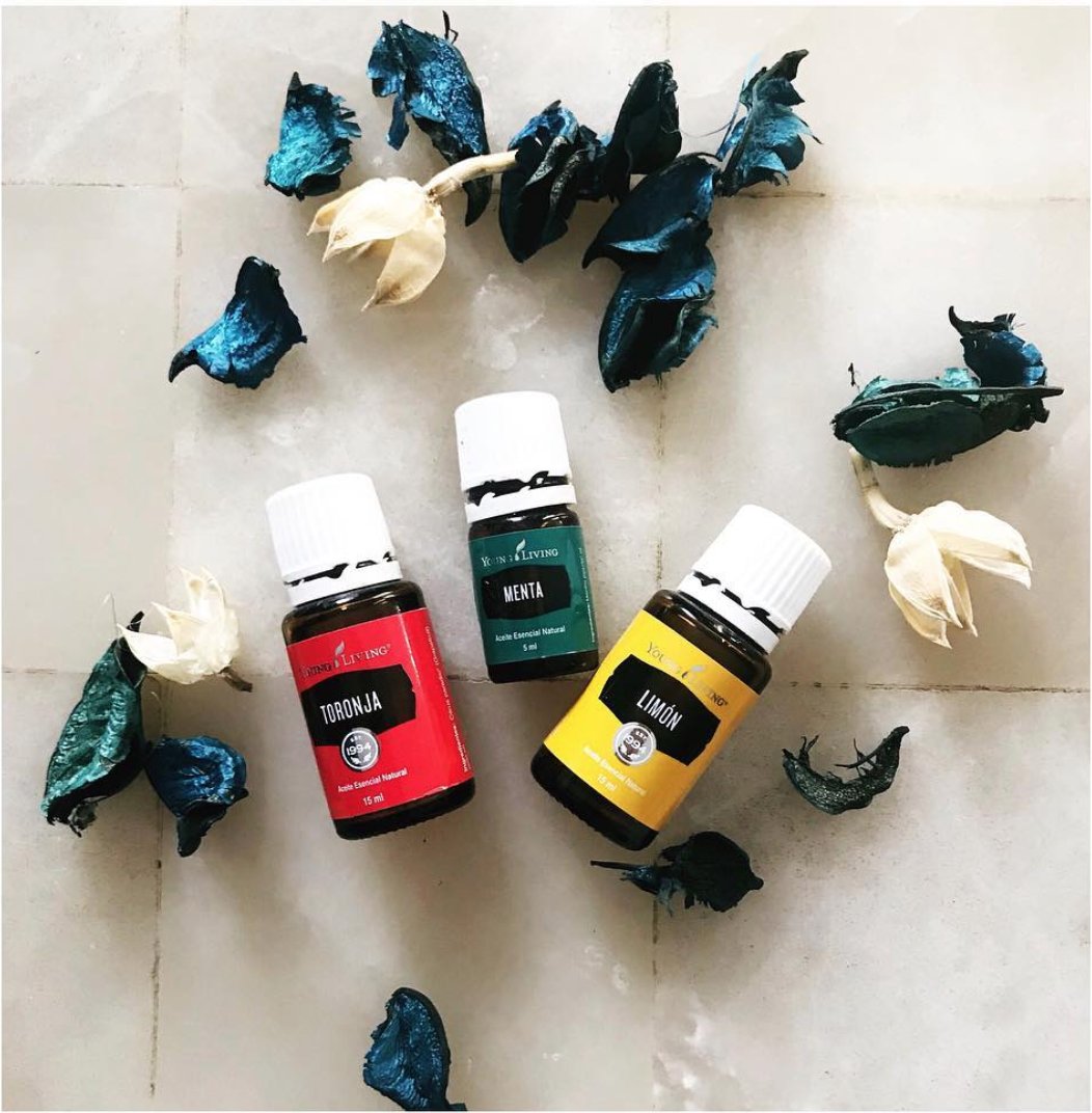 NaturalmenteAc2's tweet photo. Una ayudita no nos viene nada mal cuando queremos bajar de peso. Aquí te digo como #Naturalmente https://t.co/1KwHOZVJgT #bajadepeso #Mujeres #Remedios #RemediosCaseros #Mexico #essentialoils  #youngliving #aceitesesenciales https://t.co/UgDFsEFI8l
